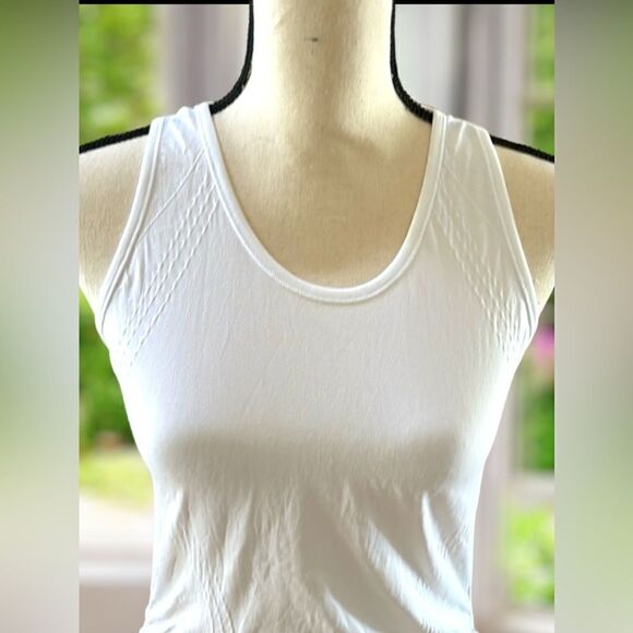 NWT ATHLETA Speedlight Hydrogen Seamless Tank Size XXS - Picture 4 of 12